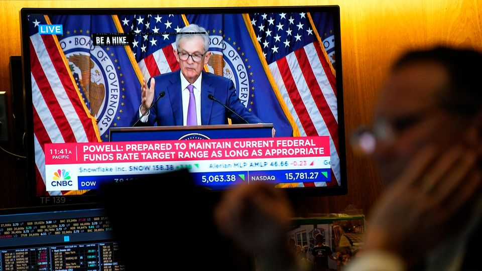 Zinsen: Fed-Zinsentscheid: „Powell hat rumgedruckst“ Zinsen: Fed-Zinsentscheid: „Powell hat rumgedruckst“