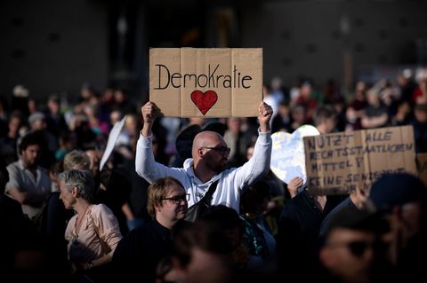Demo in Berlin gegen rechte Gewalt