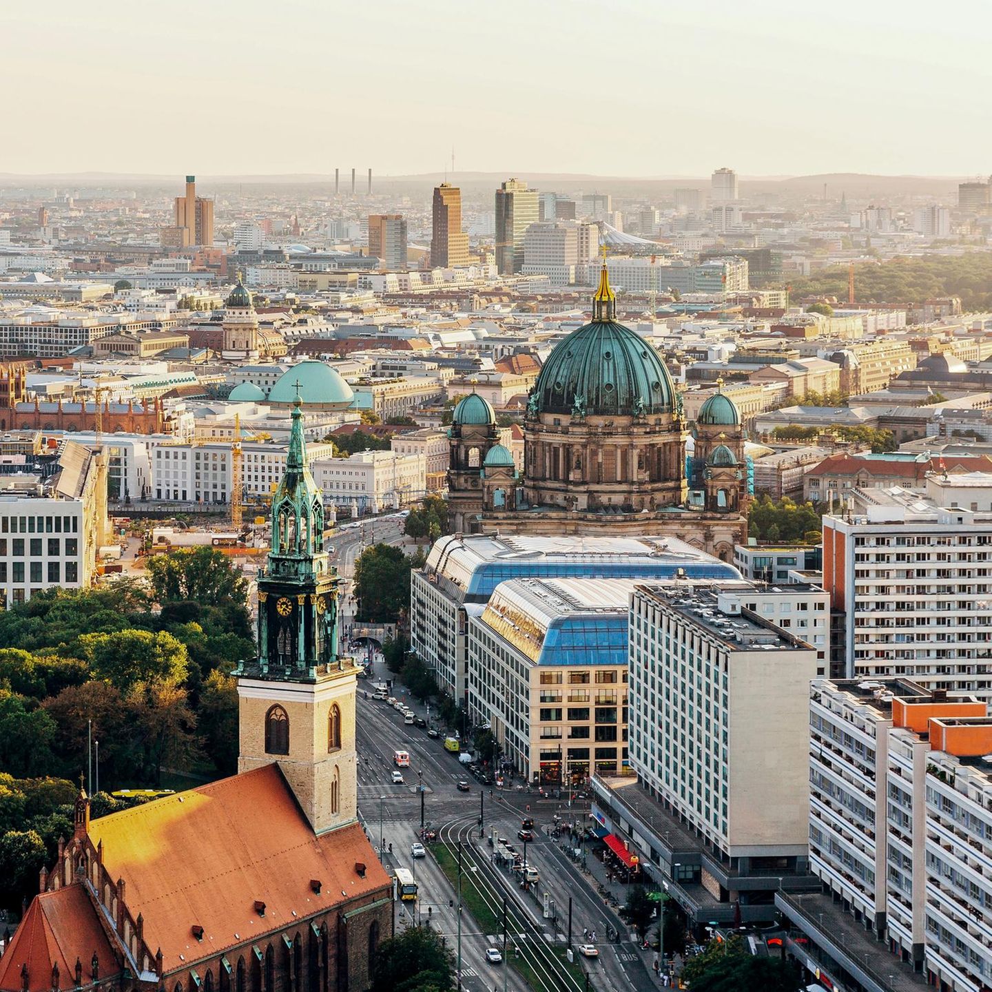 Nicht nur in Mitte müssen sich Käufer und Mieter für Wohnraum weiter strecken