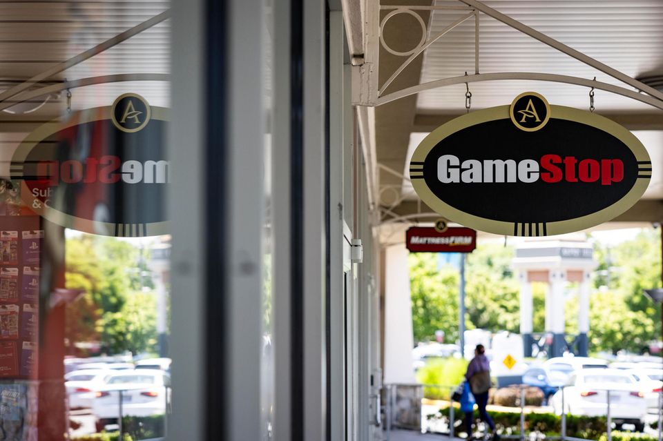 Schild eines Gamestop-Ladens in den USA