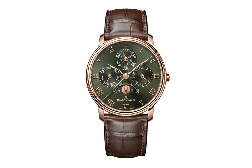„Villeret Calendrier Chinois Traditionnel“; Werk 3638 mit chin. Kalender und Mondphase; Tierkreiszeichen-Fenster; Emailzifferblatt; Rotor mit Drachengravur; Rotgold; Durchmesser: 45,2 mm; circa 83 750 Euro; blancpain.com