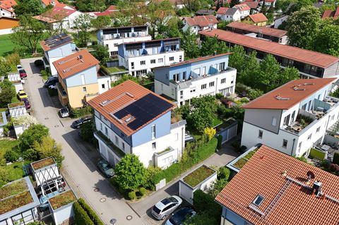 Neue moderne Häuser in der Gemeinde Haar
