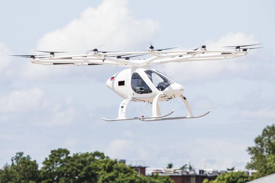 Der „Volocity“ bei einem Testflug über dem Pariser Geschäftsflughafen Le Bourget 2021