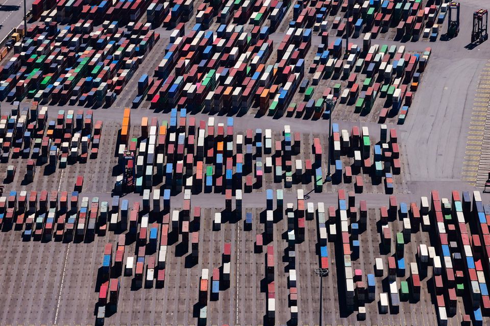 Containerterminal im Hafen Hamburg