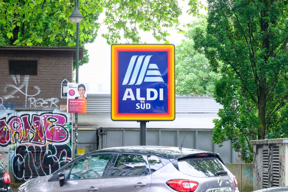 Die Top 3 der größten europäischen Supermärkte ist fest in deutscher Hand. Aldi Nord und Aldi Süd rangierten gemeinsam laut Statista mit insgesamt 85,3 Mrd. Euro Umsatz auf Platz vier. Insbesondere Aldi Süd hat das deutsche Discounter-Prinzip in weite Teile der Welt getragen, darunter in die USA und nach China. Bereits seit 1979 gehört auch die US-Supermarktkette Trader's Joe zu Aldi Süd. 