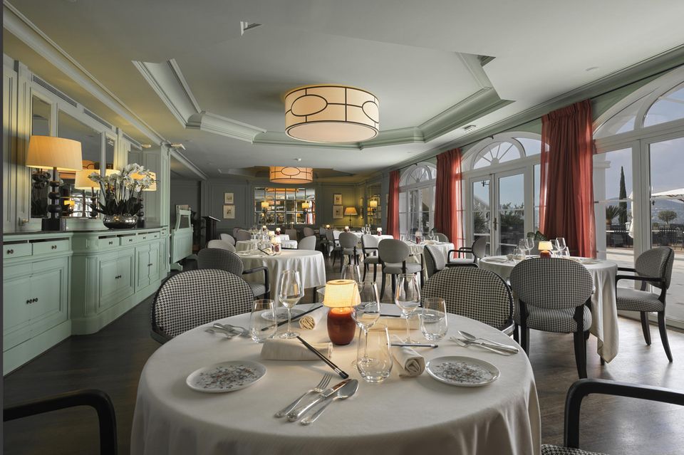 Der Berliner Koch Duc Ngo kreiert für das Restaurant der „Villa Belrose“ mehrere Gerichte, die das Menü von Küchenchef Jimmy Coutel ergänzen
