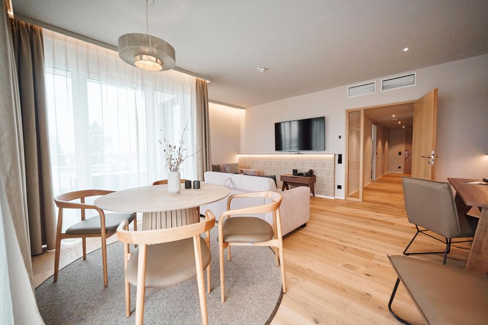 Modern, hell und hochwertig – so präsentieren sich alle Zimmer des Nouri (hier die Penthouse-Suite)