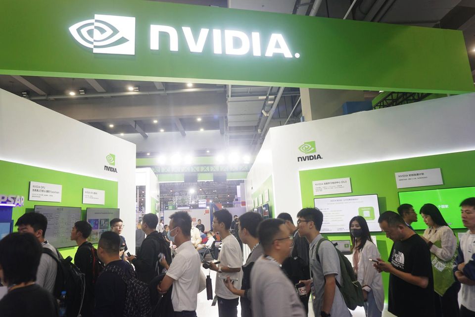 Der Aktienkurs von Nvidia brach zweistellig ein, auch andere Chipfirmen verloren an der Börse