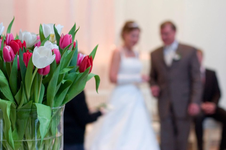 Sonderurlaub gibt es nicht nur für traurige Anlässe, sondern beispielsweise auch für eine Hochzeit 