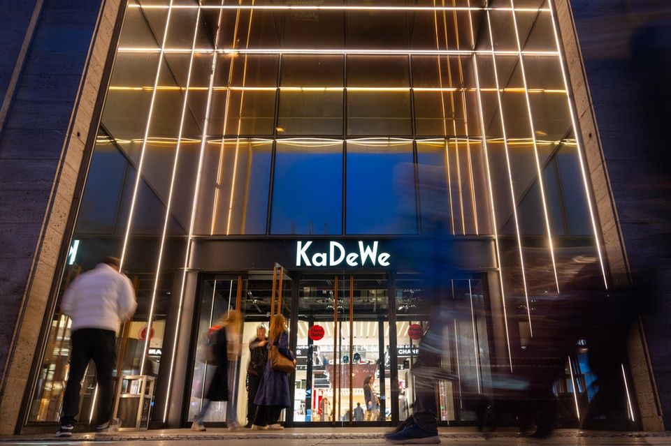 KaDeWe in Berlin: Ein halbes Jahr nach der Insolvenz übernimmt die Central Group aus Thailand die Kaufhausgruppe komplett