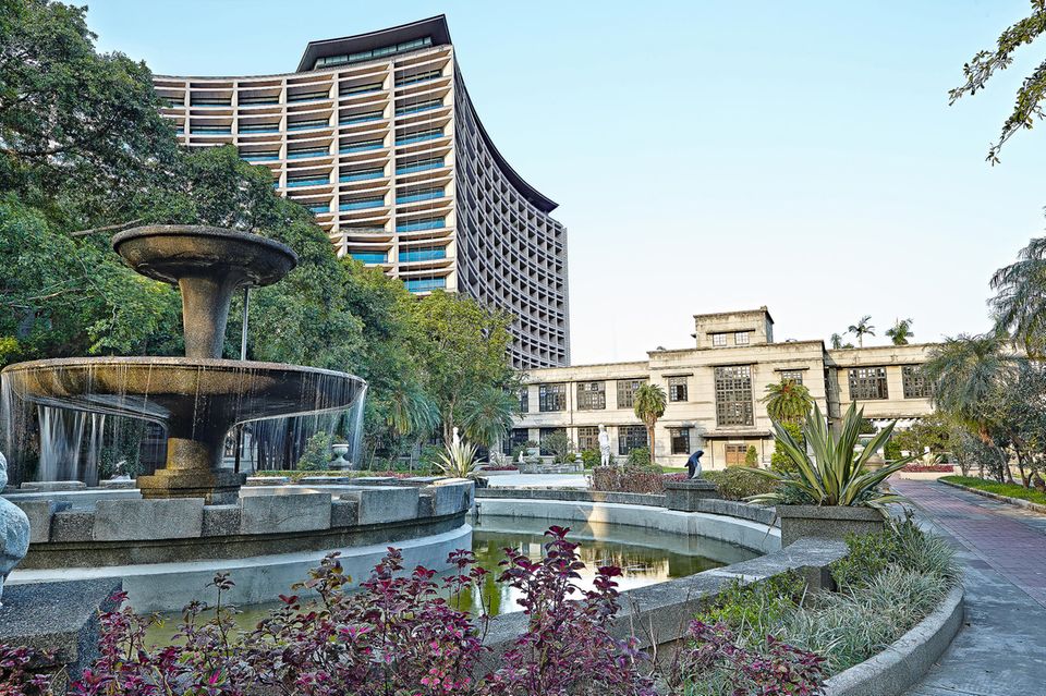 Das originell eingerichtete Eslite Hotel ist Teil eines vielseitigen Kulturzentrums von Taipeh