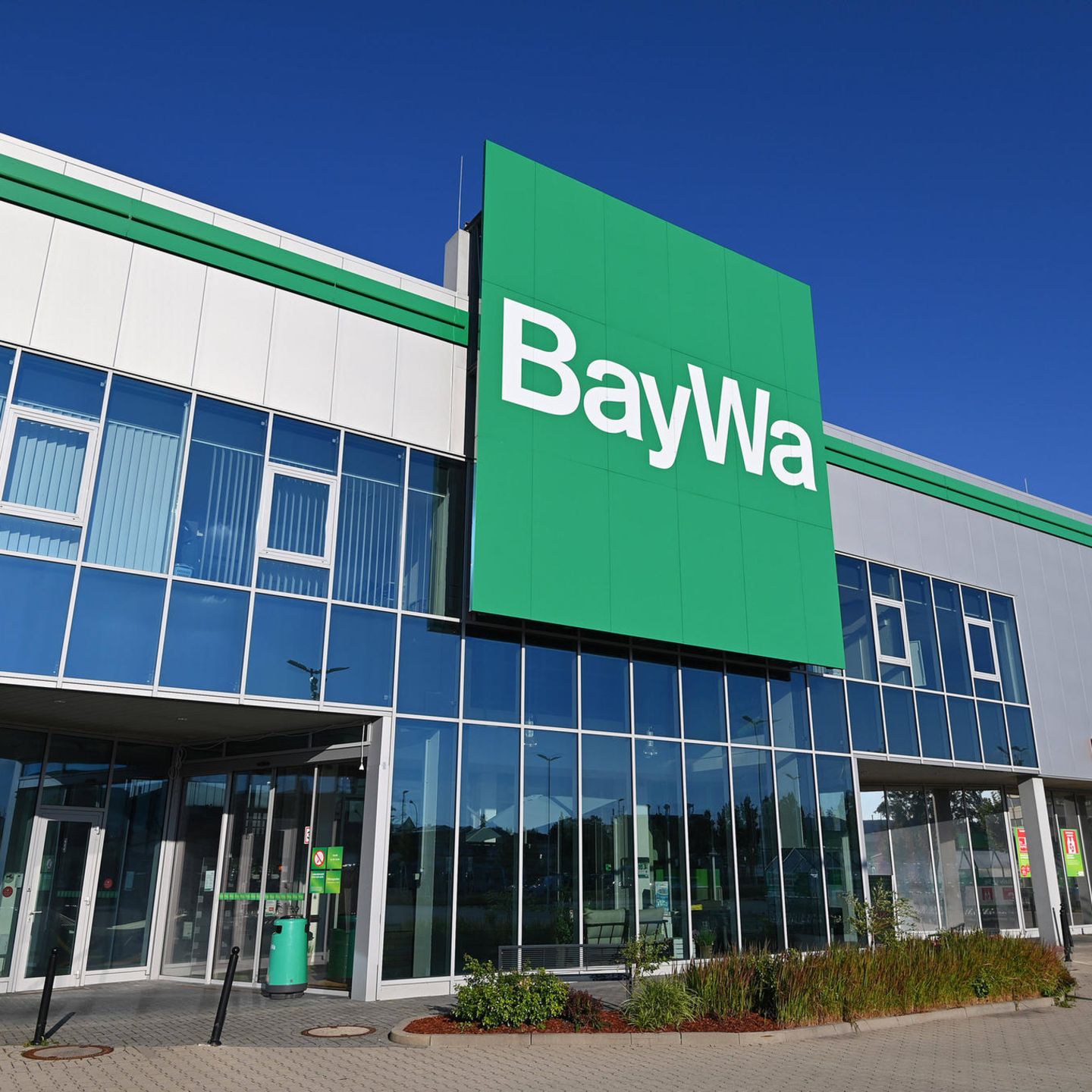 Baywa: Aktionrsschtzer prfen Klage gegen Agrarhndler - Capital.de