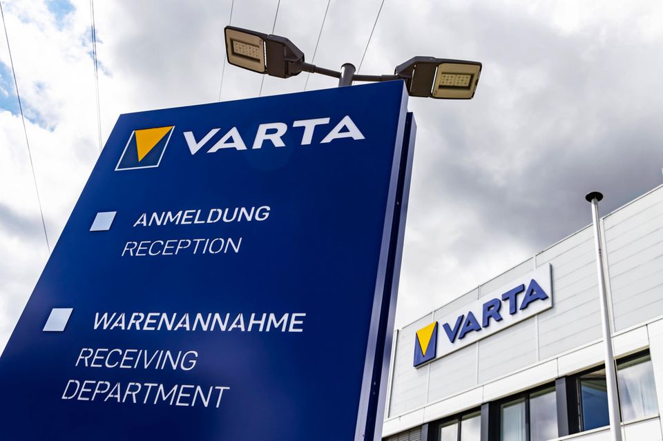 Die Zentrale des Batterieherstellers Varta in Ellwangen in Baden-Württemberg