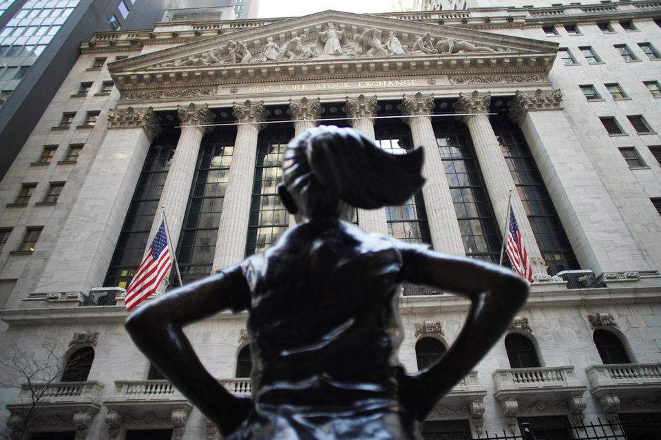 Die Statue „Fearless Girl“ vor der New Yorker Börse