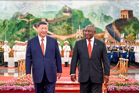 Chinas Staats- und Parteichef Xi Jinping empfängt Südafrika Präsident Cyral Ramaphosa zum neunten China-Afrika-Gipfel in Peking. Südafrika hat 2025 den G20-Vorsitz inne. 