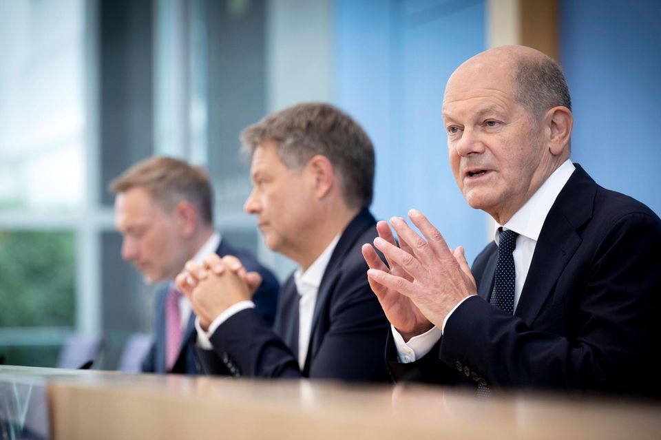 Christian Lindner, Robert Habeck und Olaf Scholz (v.l.n.r.) in der Bundespressekonferenz