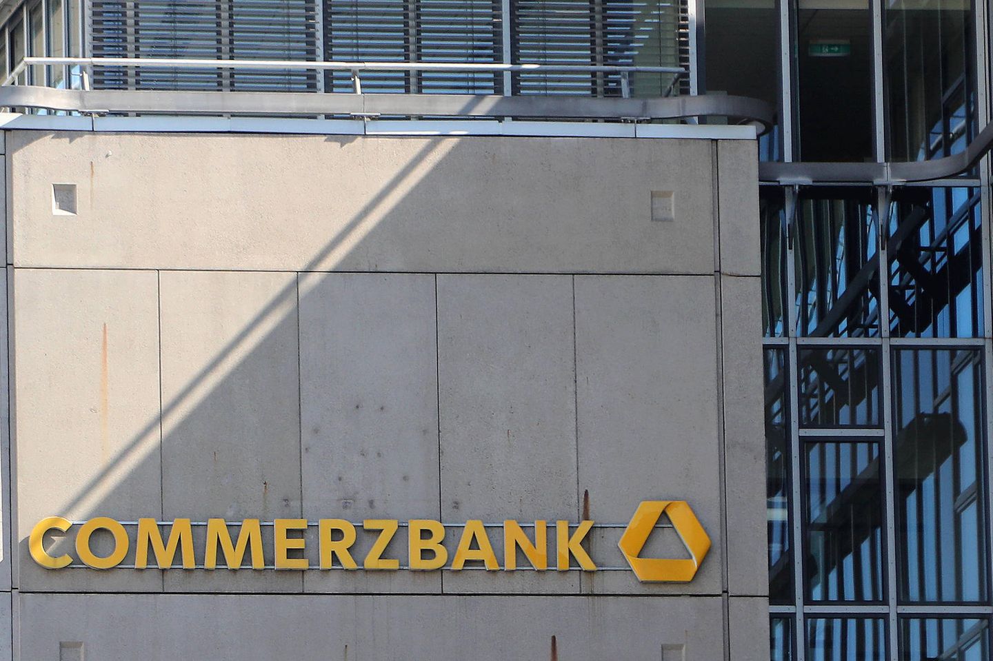 Unicredit Commerzbank - Figure 1