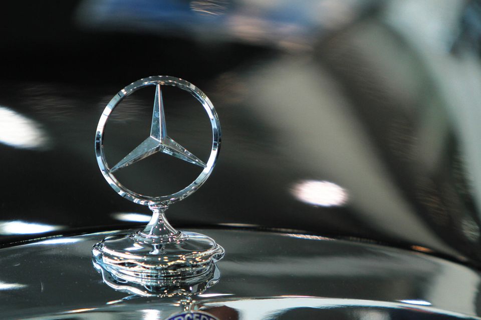 Der ikonische Stern von Mercedes-Benz droht unterzugehen – wenn man den jüngsten Entwicklungen auf dem Aktienmarkt traut