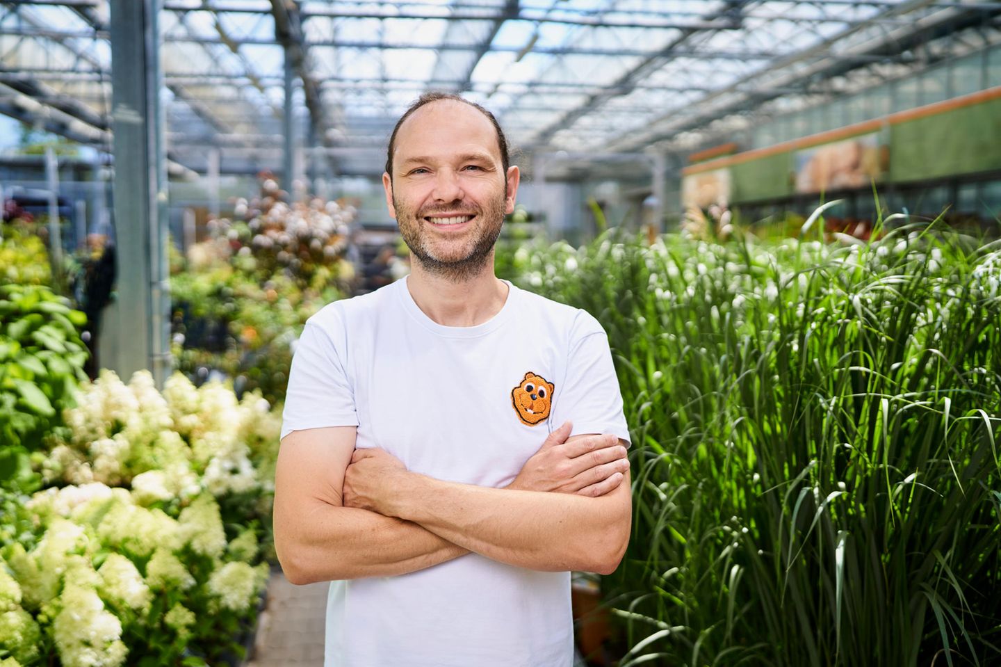 Christian von Hegel ist Senior Vice President Marketing & Retail Media bei Obi und verantwortet die Markenstrategie und -entwicklung in zehn Ländern. Mit einem Hintergrund in innovativem Markenmanagement und Erfahrungen bei Generali sowie Obi, treibt er erfolgreich den digitalen Wandel und Kampagnen wie „Wir alle sprechen DIY“ voran.