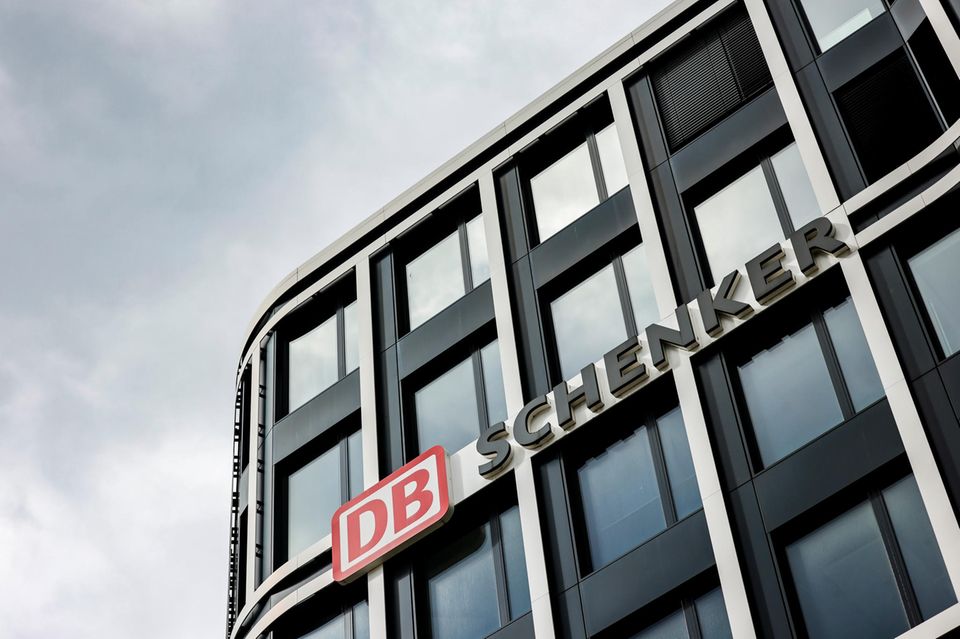 Hat DB Schenker transparent begründet, weshalb DSV bevorzugt wurde?