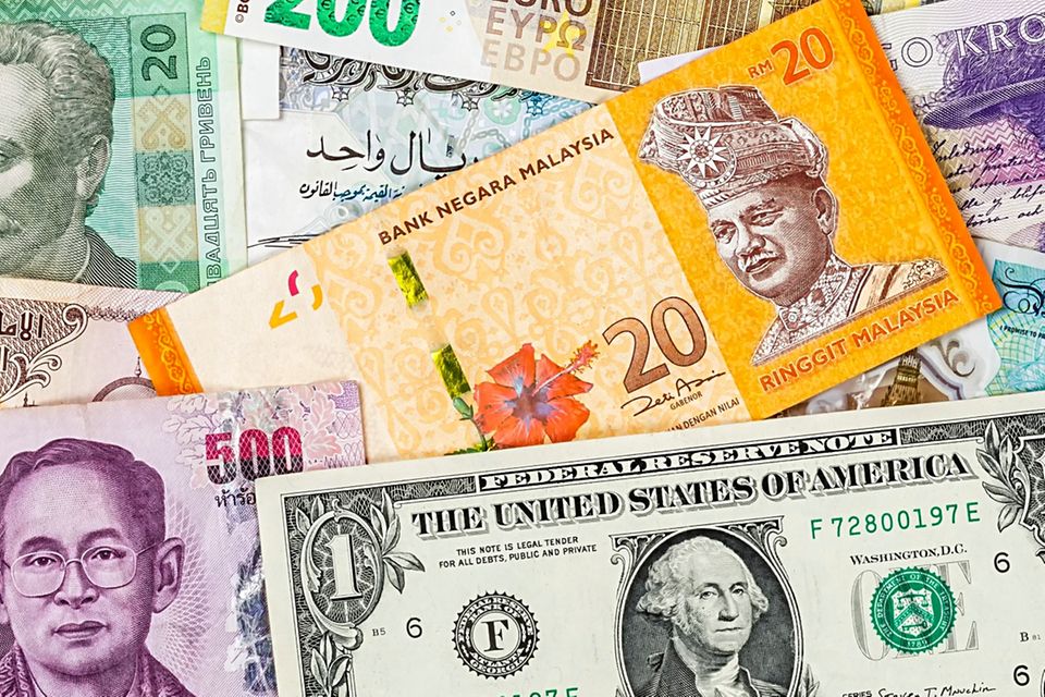 Bei Konten in Pfund, Dollar oder Yen schaut der Fiskus genauer hin