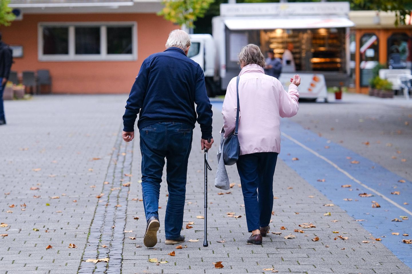 Rentner sollen mit dem geplanten Altersvorsorgedepot in Zukunft besser abgesichert sein. Doch am Modell entzündet sich Kritik – vor allem bei der Vererbung, da in diesem Fall so gut wie alle Vorteile wegfallen