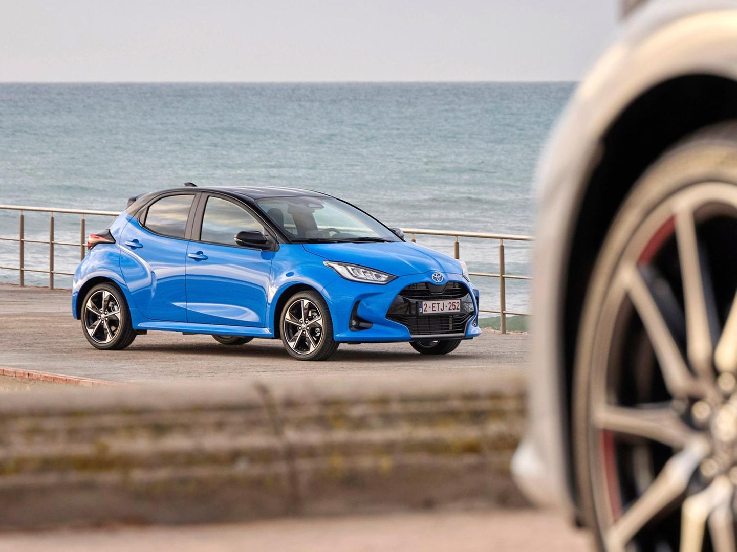 Automarkt: Deutsche kaufen Hybridfahrzeuge statt E-Autos - Capital.de