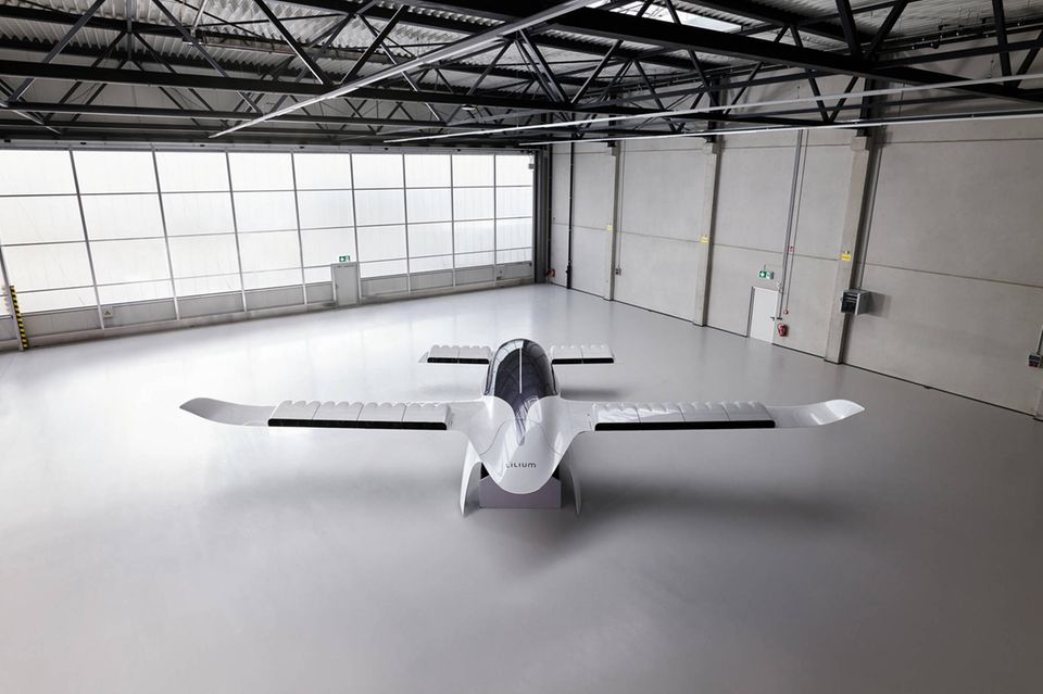 Der Lilium-Jet in einem Hangar