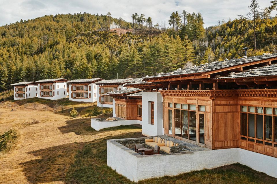 Die 260 Quadratmeter große „Two Bedroom Villa“ des „Six Senses Thimphu“ wurde speziell für gemeinsam reisende Familien oder Gruppen konzipiert