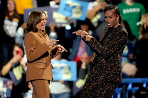 Kamala Harris und Michelle Obama bei einem gemeinsamen Wahlkampfauftritt