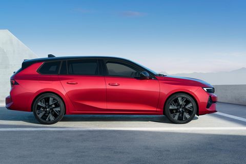 Der Opel Astra Sports Tourer GSe Hybrid ist ein Plug-in-Hybrid