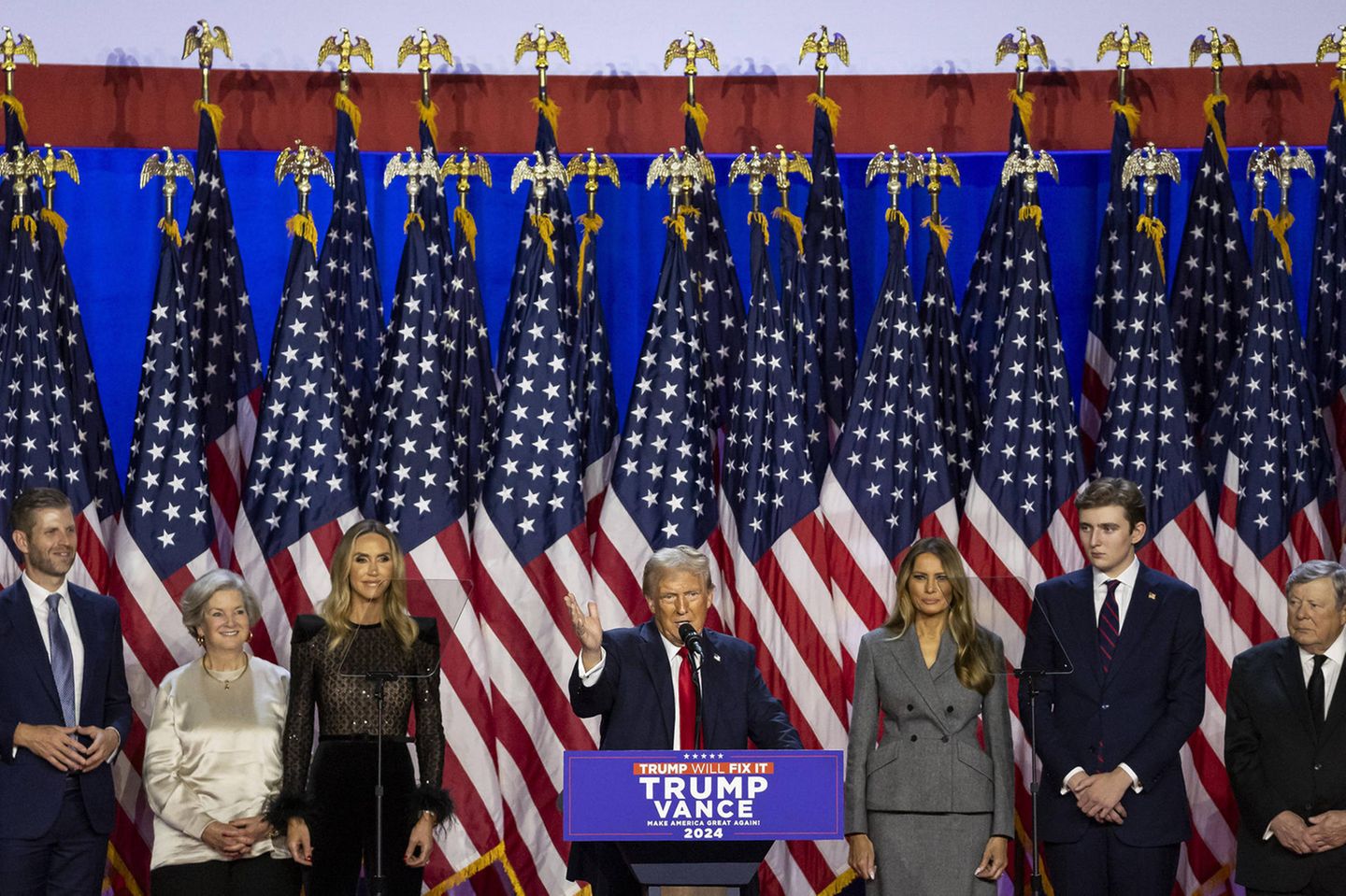 Donald Trump spricht zu seinen Anhängern