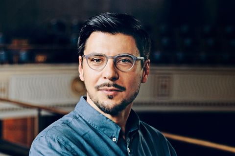 Ali Aslan Gümüşay, 39, LMU München, Professor für Innovation, Unternehmertum, Nachhaltigkeit