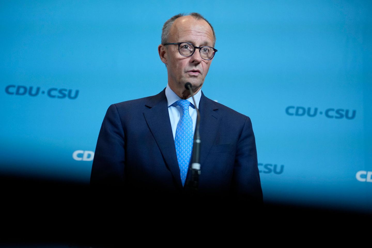 CDU-Kanzlerkandidat Friedrich Merz steht in Umfragen deutlich vor der Konkurrenz
