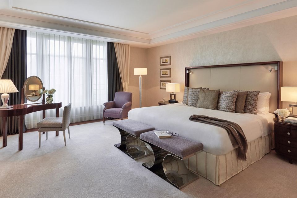 #5 Breidenbacher Hof, Düsseldorf − GRAND HOTEL OF THE YEAR