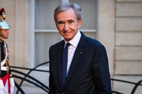 LVMH-Chef Bernard Arnault: Der Milliardär soll vor Gericht gegen Frankreichs ehemaligen Geheimdienstchef  aussagen