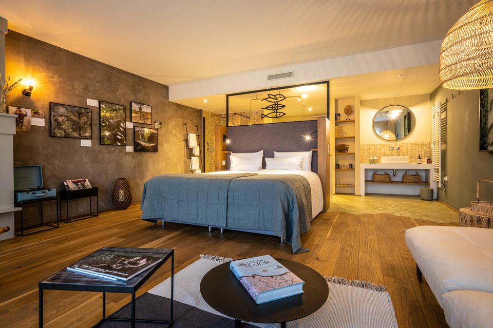 Die „Seas the Day“-Suite ist eine von sieben Suiten, die in Kooperation mit verschiedenen Innenarchitekten entstanden