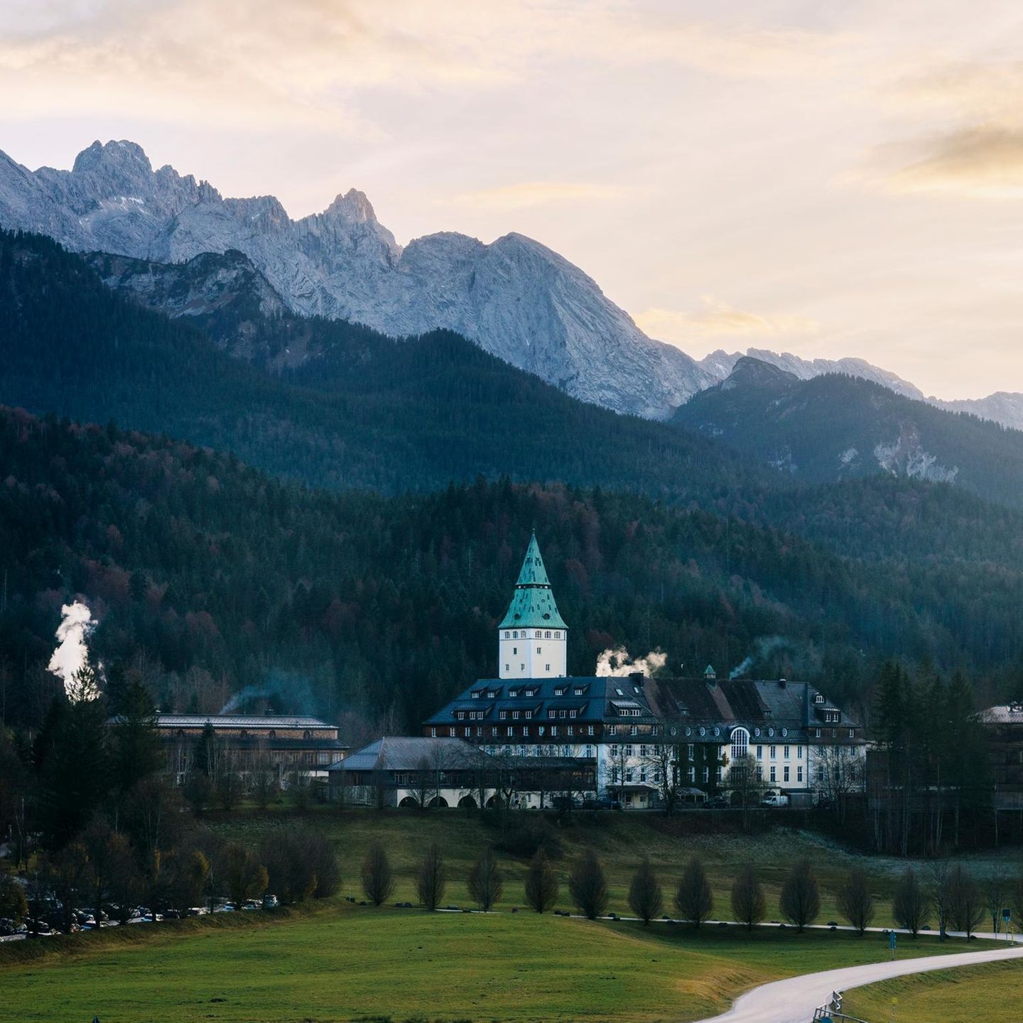 Schloss Elmau in den bayerischen Alpen