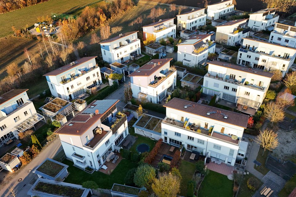 Blick auf ein Wohngebiet im Landkreis München