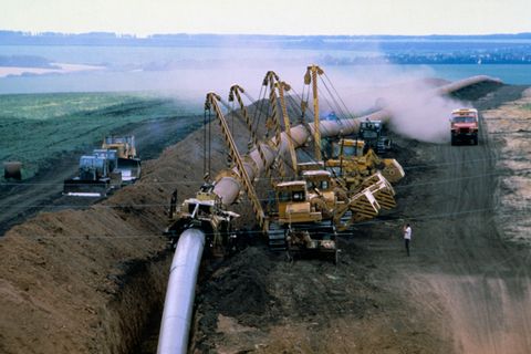 Bau der Urengoi-Pomary-Uschhorod-Röhre im Juli 1982. Seit Januar fließt nun so gut wie kein Gas mehr durch den ukrainischen Teil der Pipeline nach Europa