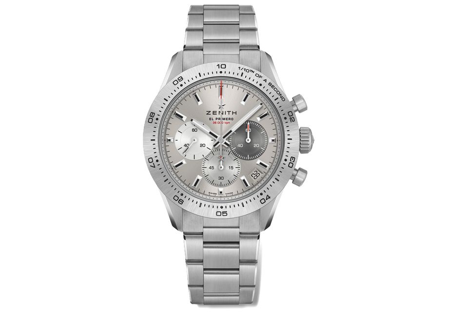 Chronomaster Sport Titan     WAS DIESE UHR BESONDERS AUSZEICHNET: Vom Gehäuse über die Lünette bis zumArmband ist auch dieses Sportmodell komplett aus Titan gearbeitet, im Vergleich zur Stahlvariante rund 30 Prozent des Gewichtes einspart. Im Inneren steckt das verlässliche Hochfrequenz-Chronographenwerk El Primero 3600 mit 1/10-Sekunden-Stoppfunktion. Hübsch: Die in drei Grauschattierungen gehaltenen Hilfszifferblätter.     BASISDATEN (AUSZUG): Kaliber El Primero 3600 (Werk), Titan (Gehäuse), 41 mmDurchmesser, wasserdicht bis 100 m, 60 Stunden Gangreserve.     PREIS: 12.300 Euro