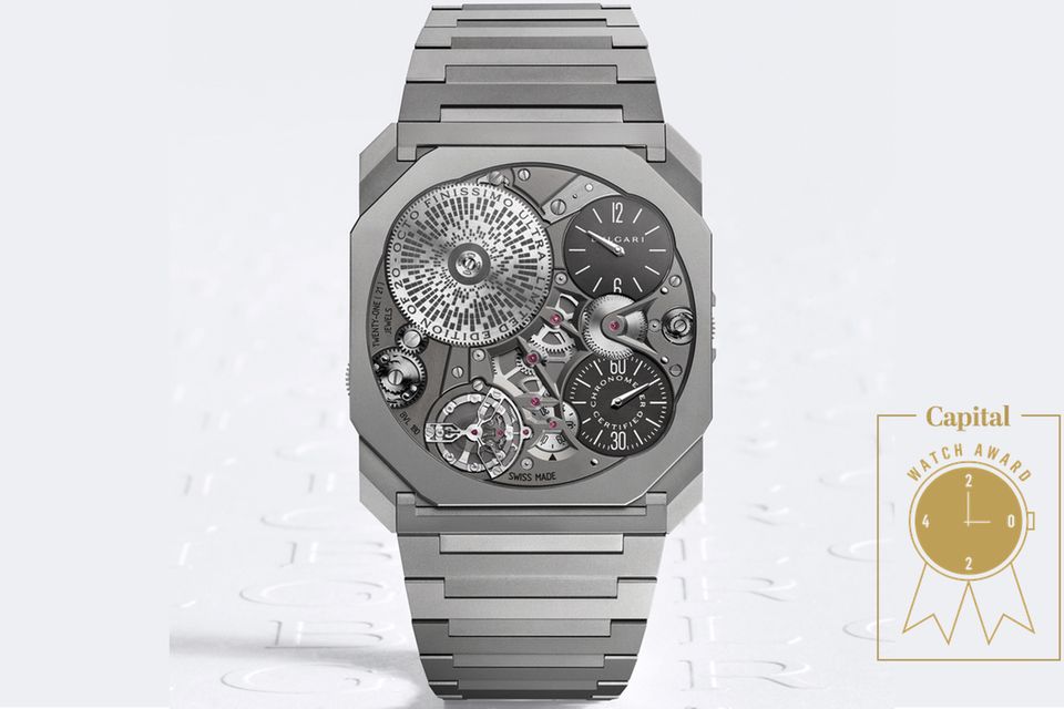 Octo Finissimo Ultra COSC     WAS DIESE UHR BESONDERS AUSZEICHNET: Mit ihrer Gesamthöhe von nur 1,7 mm hält diese Neuheit des italienischen Juwelen-Spezialisten den aktuellen Rekord für die flachste mechanische Uhr der Welt. Möglich wurde dieses ambitionierte Kunststück durch die vollständige Integration von Gehäuse und COSC-zertifiziertem Werk sowie einen Materialmix aus Titan (Lünette und Mittelteil), Wolframkarbid (Platine) und Edelstahl für Krone und Drücker.     BASISDATEN (AUSZUG): Kaliber BVL180, Handaufzug (Werk), Titan (Gehäuse), 40 mm Durchmesser, Wasserdichtigkeit: keine Angabe, 50 Stunden Gangreserve.     PREIS: 600.000 Euro, limitiert auf 20 Exemplare