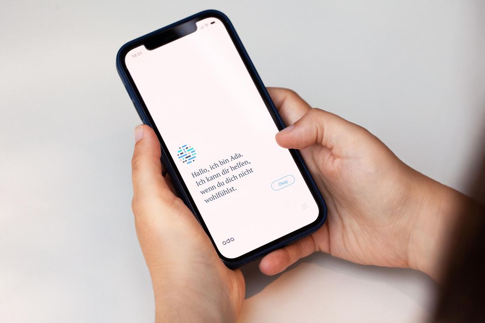 Mithilfe künstlicher Intelligenz macht Ada Health aus Symptombeschreibungen konkrete Diagnosevorschläge.