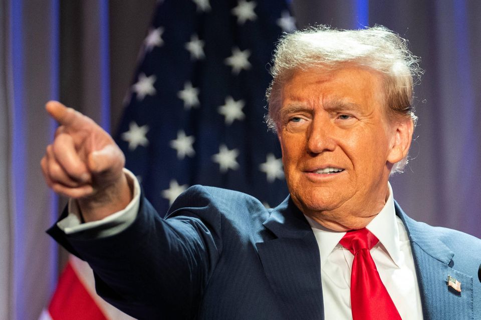 Donald Trump bei einem Treffen mit Republikanern
