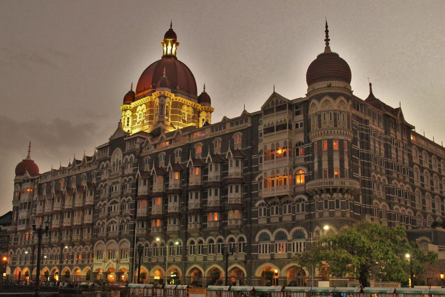 Die historische Fassade des „Taj Mahal Palace“ in Mumbai ist rund um die Welt berühmt