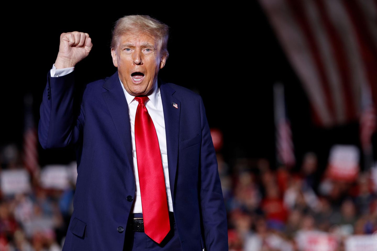 Der designierte US-Präsident Donald Trump zieht am Montag offiziell ins Weiße Haus ein. Das könnte auch die Bundestagswahl in Deutschland noch einmal durchmischen