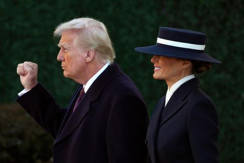Donald Trump und seine Frau Melania auf dem Weg zur Amtsübernahme