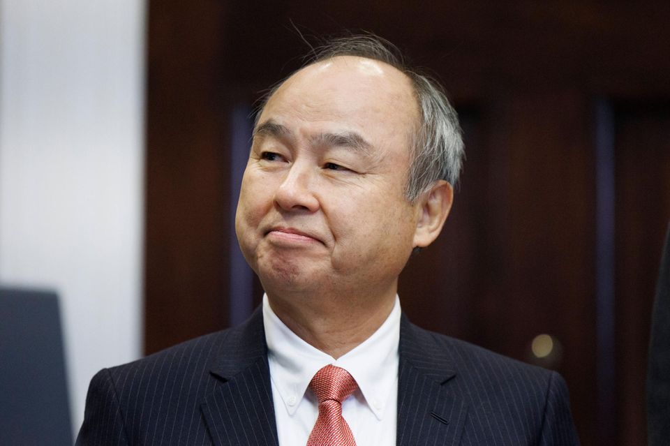 Softbank-Chef Masayoshi Son bei der Rede von Donald Trump am 22. Januar; sein Vermögen wird auf knapp 35 Mrd. Dollar geschätzt.