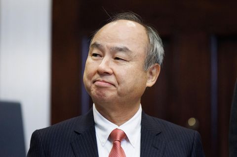 Softbank-Chef Masayoshi Son bei der Rede von Donald Trump am 22. Januar; sein Vermögen wird auf knapp 35 Mrd. Dollar geschätzt.