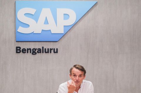 SAP-Chef Christian Klein will bei der KI-Dominanz der USA nicht länger wegschauen, die beim Projekt Stargate nun 500 Mrd. in KI-Infrastruktur investieren wollen